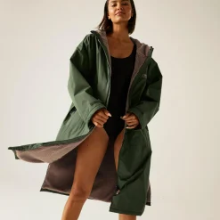 Women Regatta Swimming|Waterproof Jackets<Adult Waterproof Changing Robe |