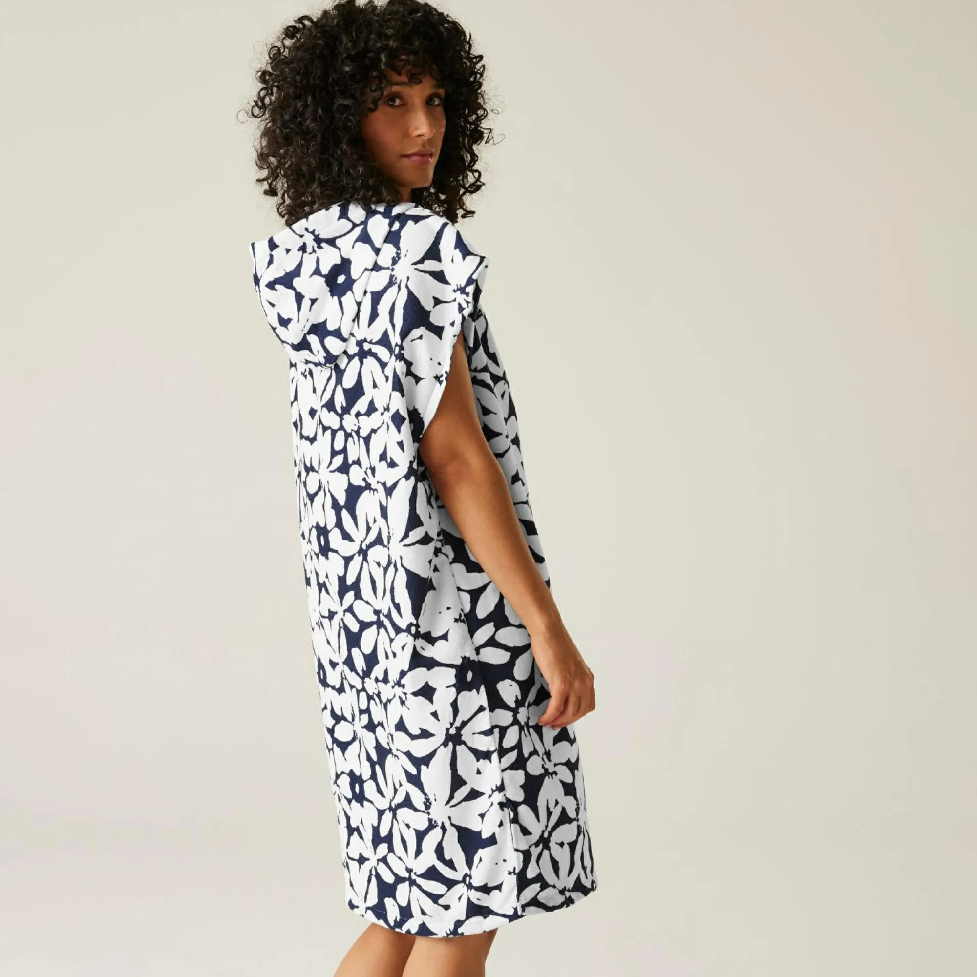 Women Regatta Staycation|Festival<Adult's Towel Robe |