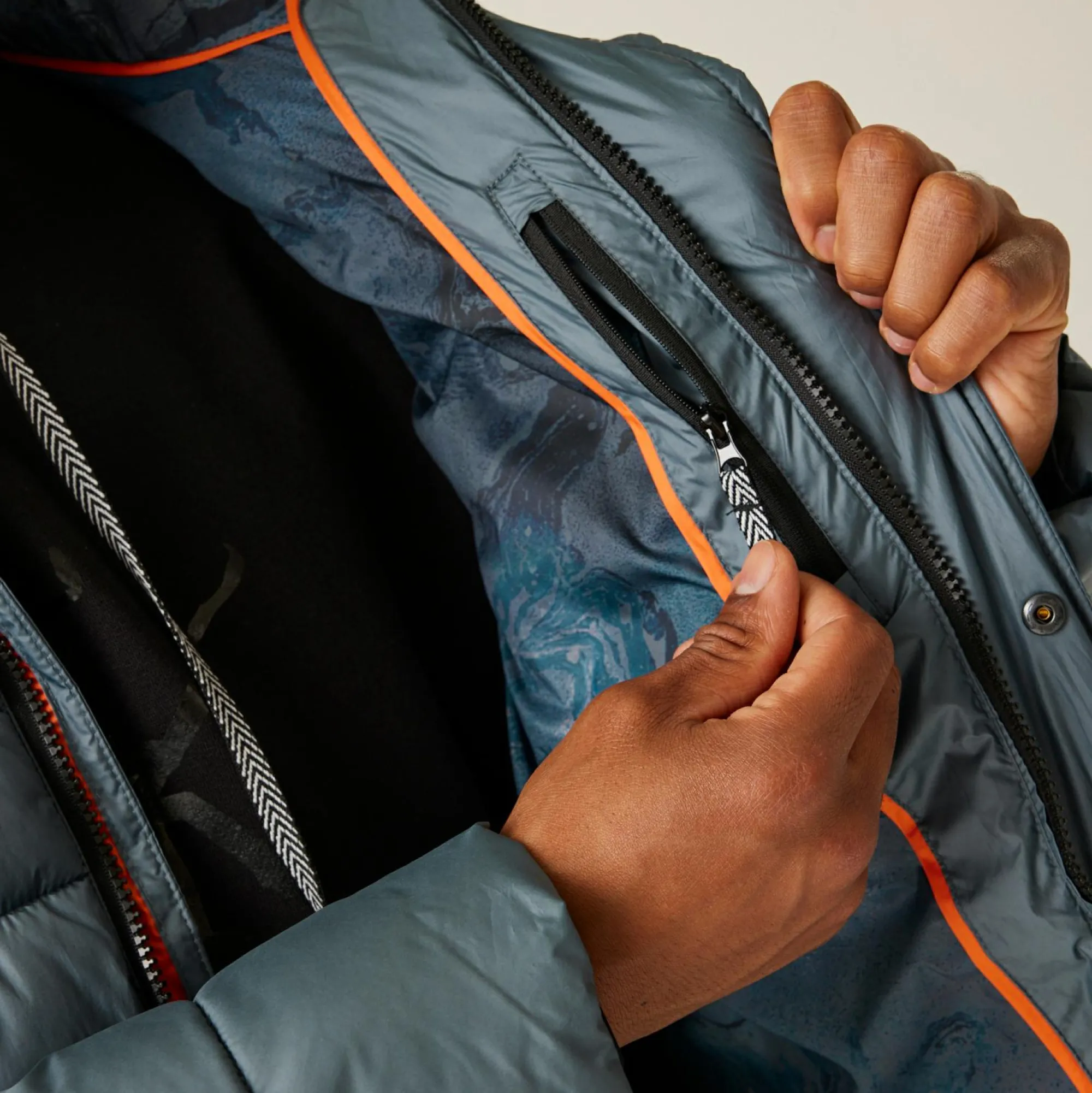 Regatta Padded Jackets<Christian Lacroix - Men's Collongues Long Padded Jacket |