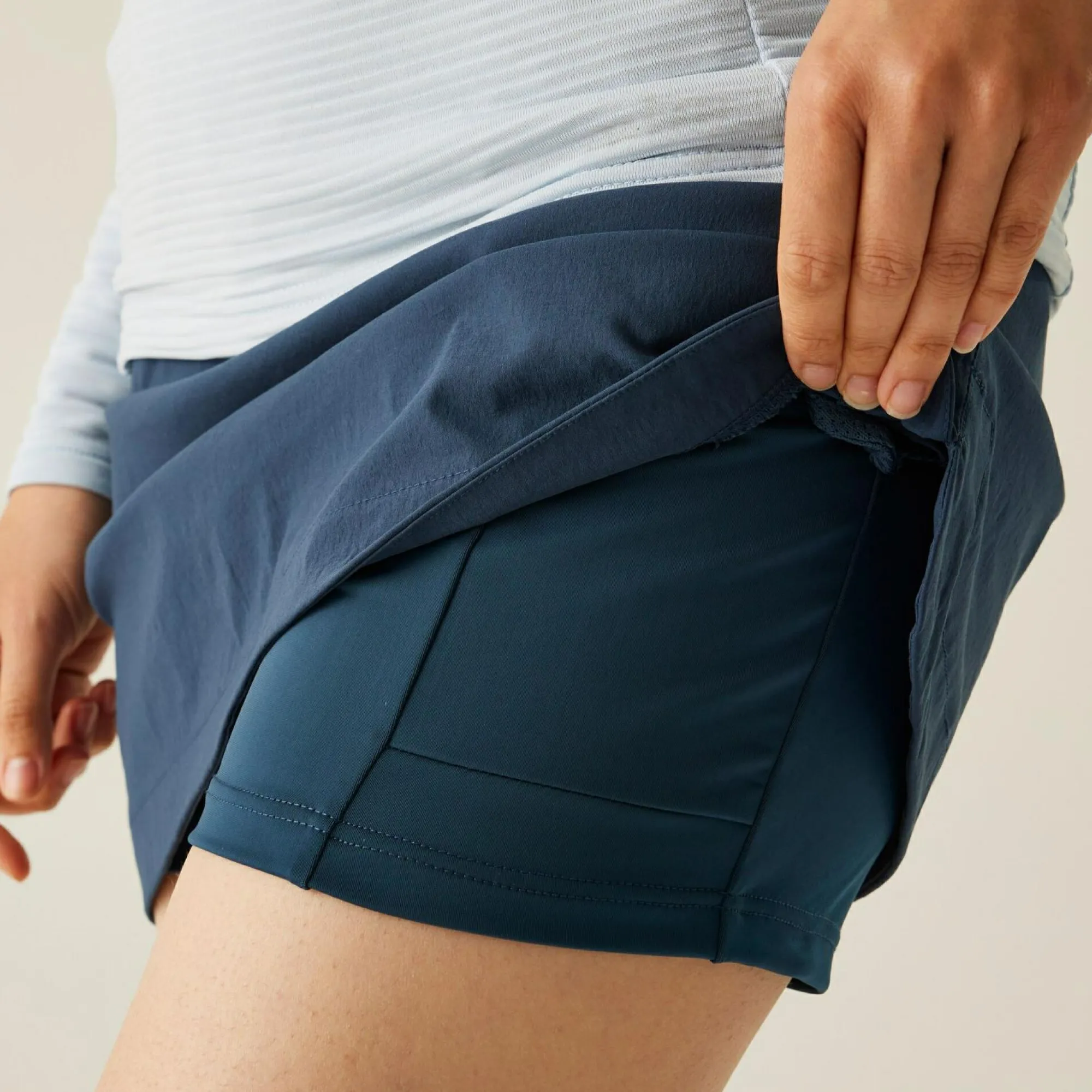 Women Regatta Shorts<Dare 2b - Women's Melodious Skort |
