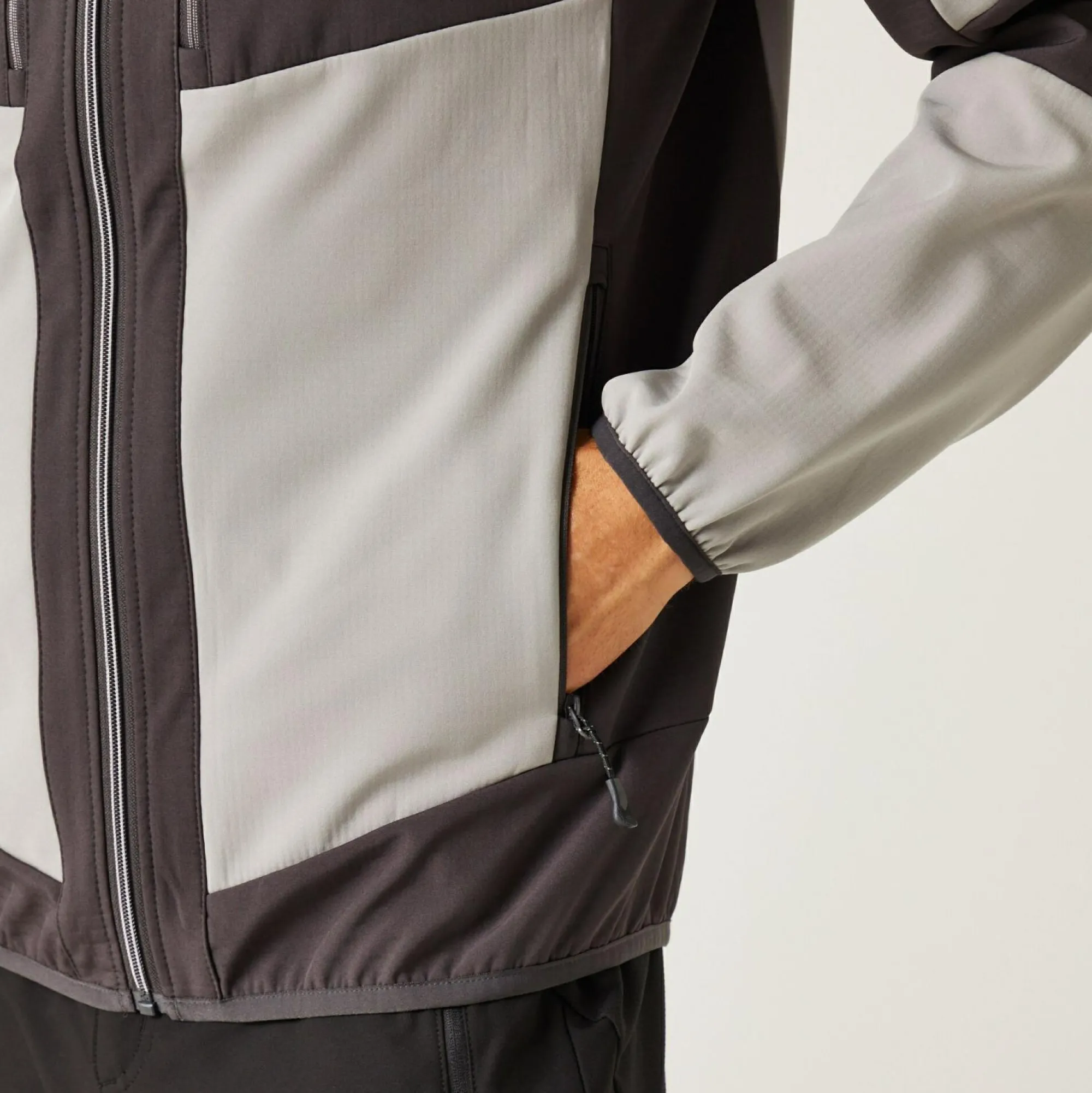 Regatta Softshell Jackets<Men's E-Volve 2 Layer Softshell Jacket |