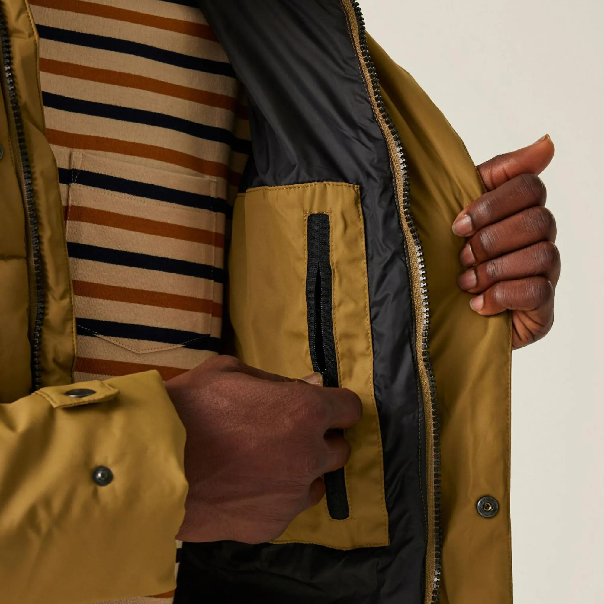 Regatta Padded Jackets<Men's Falkner Baffled Jacket |