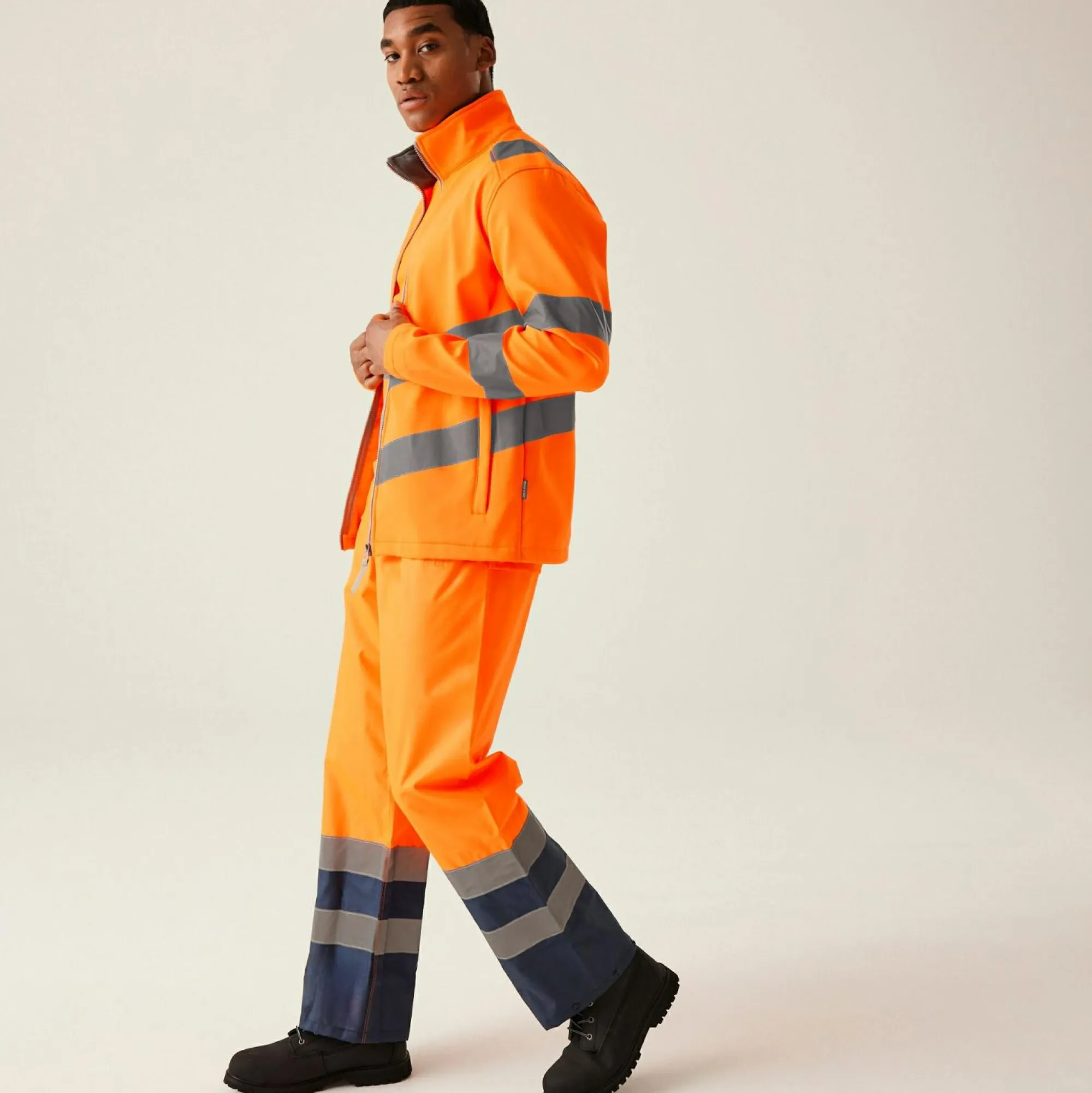 Regatta Jackets<Men's Hi-Vis Pro Contract Ablaze 2 Layer Softshell Jacket |
