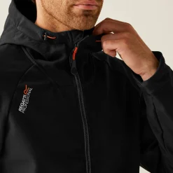 Regatta Softshell Jackets<Men's Surrender Softshell Jacket |