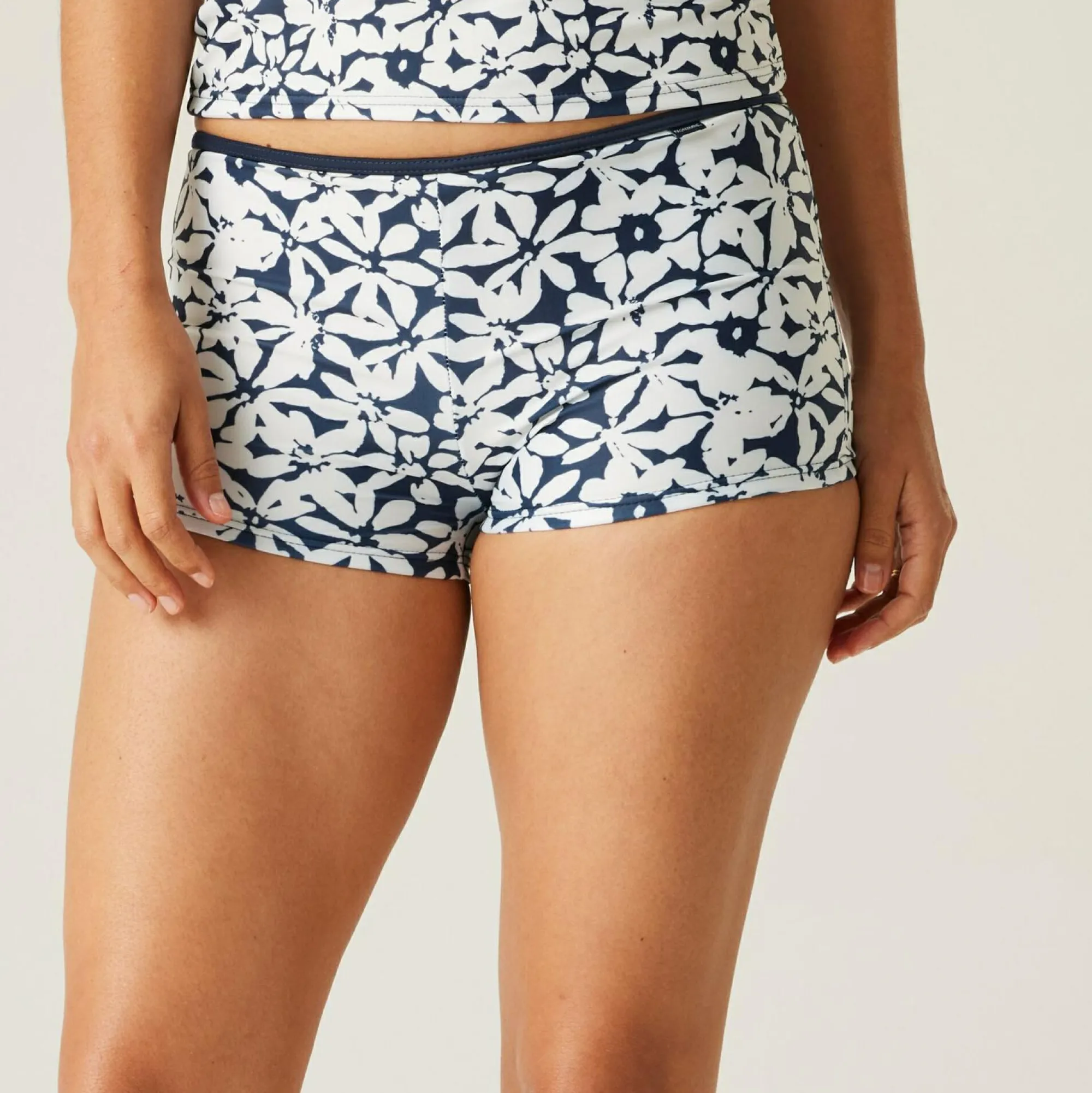 Women Regatta Festival|Swimming<Women's Aceana Bikini Short |