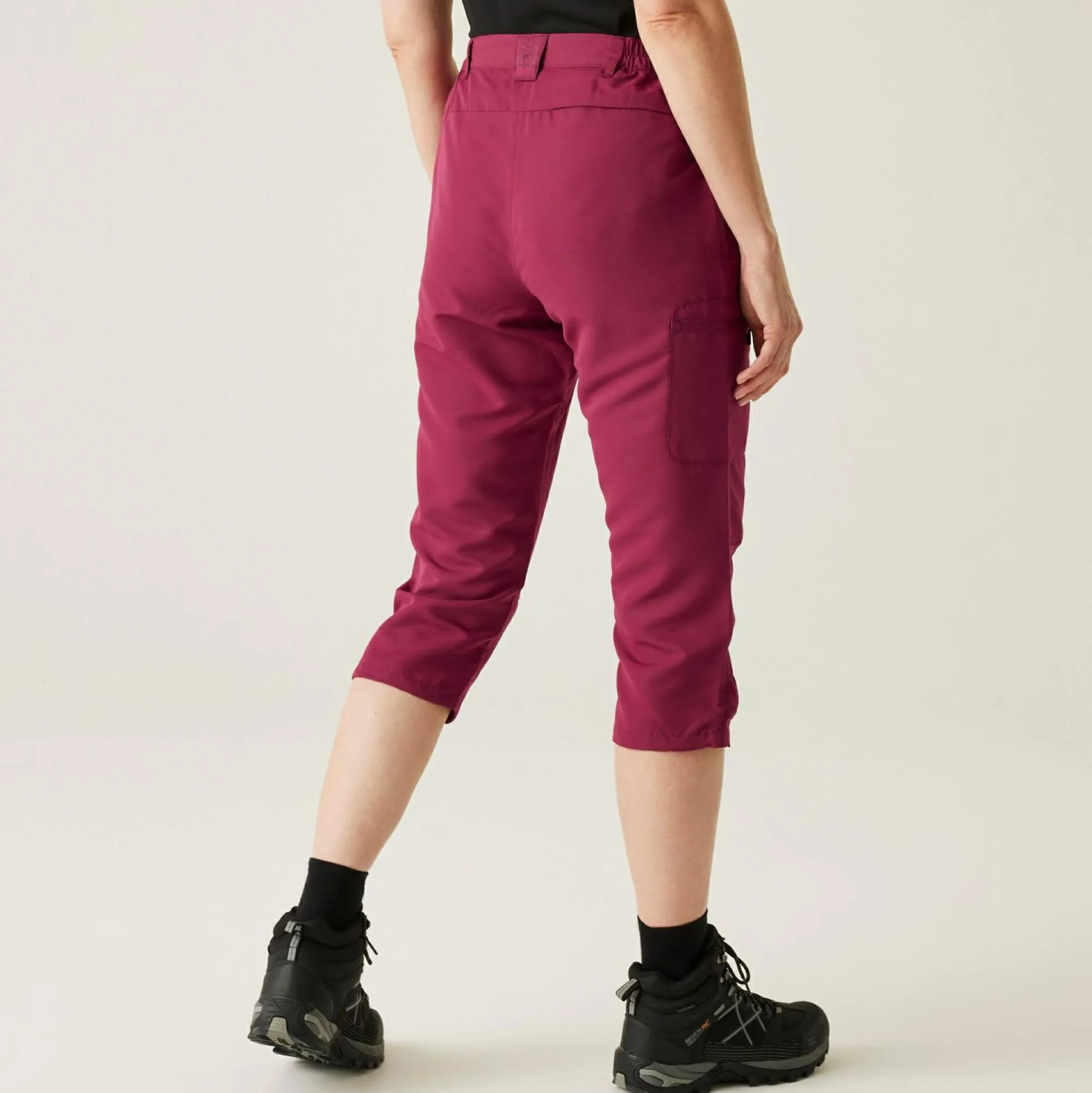 Women Regatta Walking Trousers<Women's Chaska III Capri Walking Trousers |