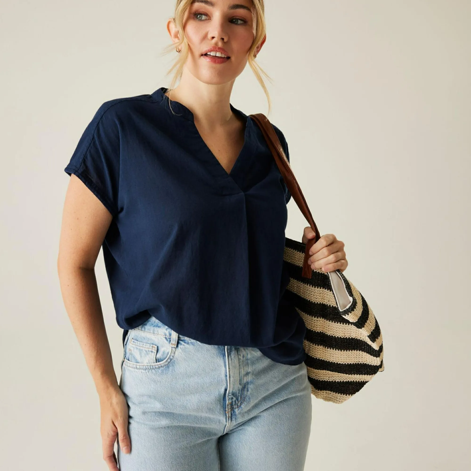Women Regatta Festival|Shirts<Women's Rianne V Neck Shirt |