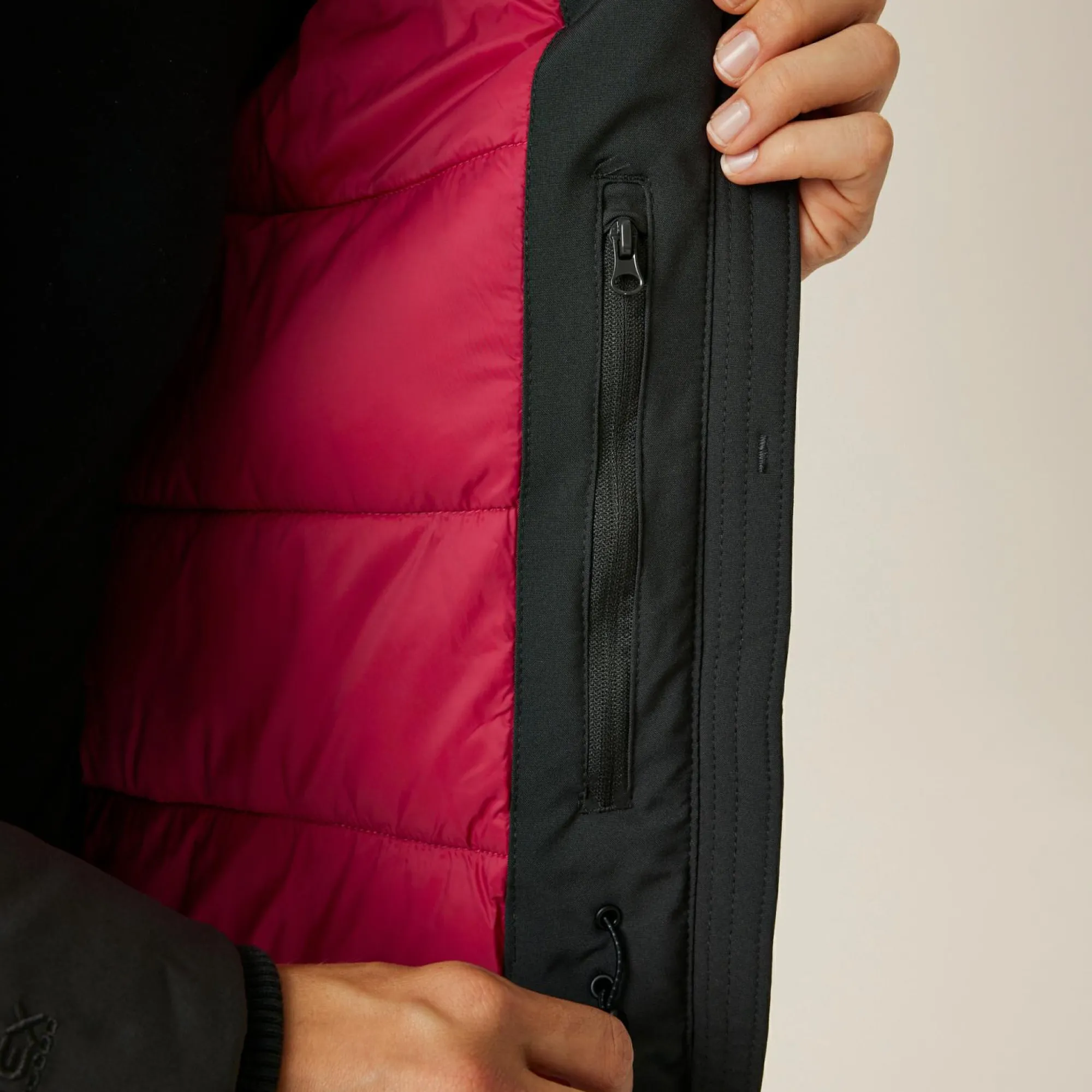 Women Regatta Waterproof Jackets<Women's Yewbank IV Waterproof Jacket |